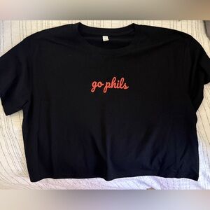 Phillies Black T-Shirt cropped
